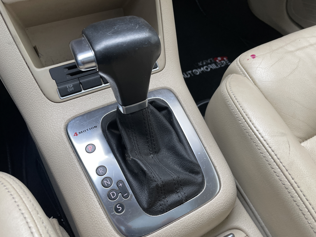 Volkswagen Tiguan — 22