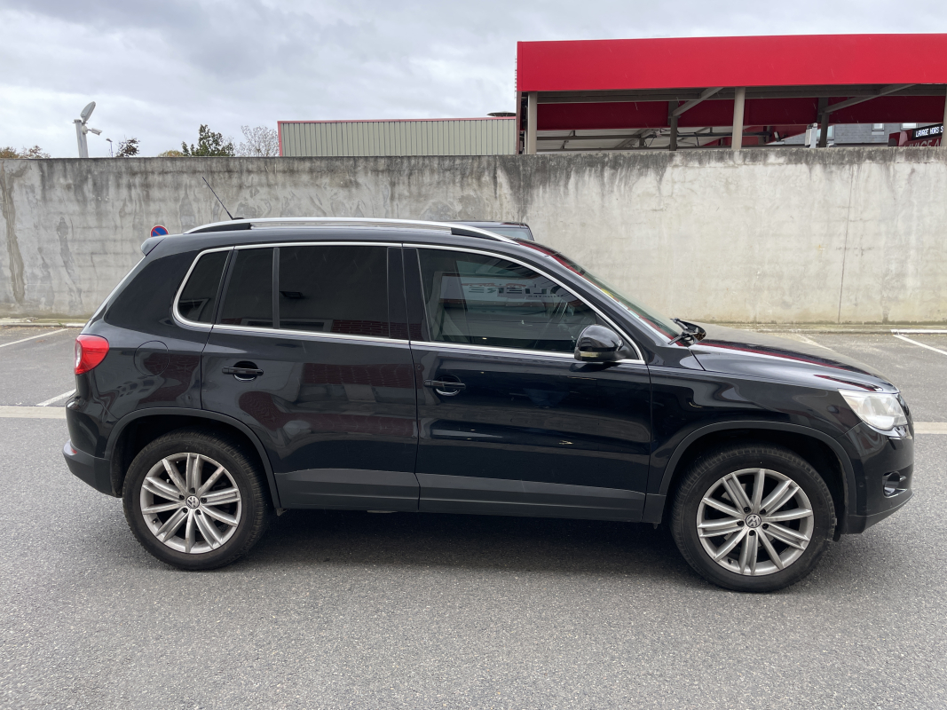 Volkswagen Tiguan — 4
