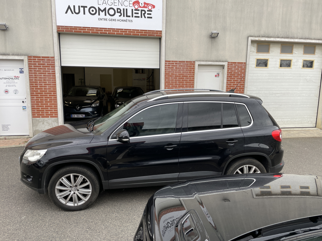 Volkswagen Tiguan — 23