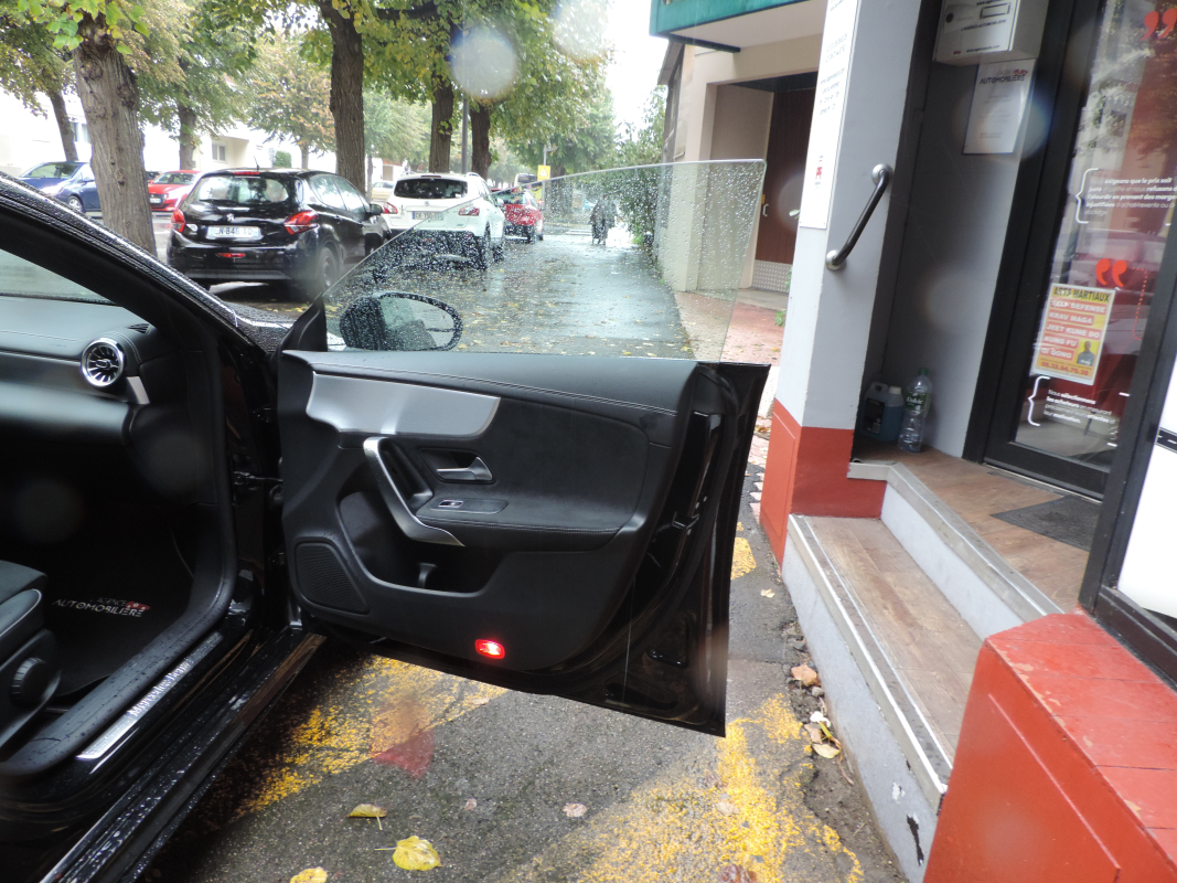 Mercedes Classe CLA — 12
