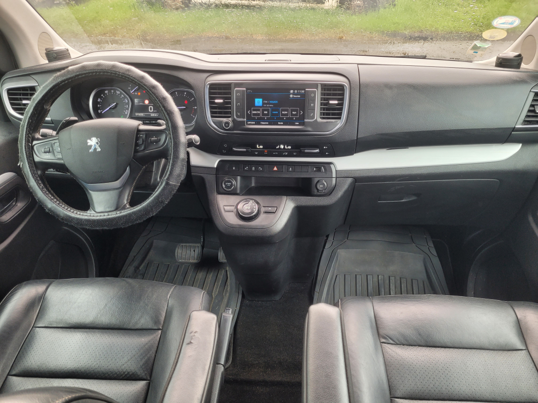 Peugeot Traveller — 4