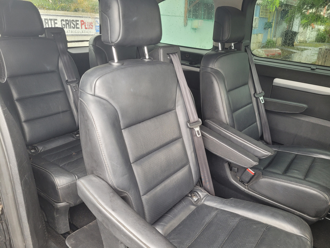 Peugeot Traveller — 5