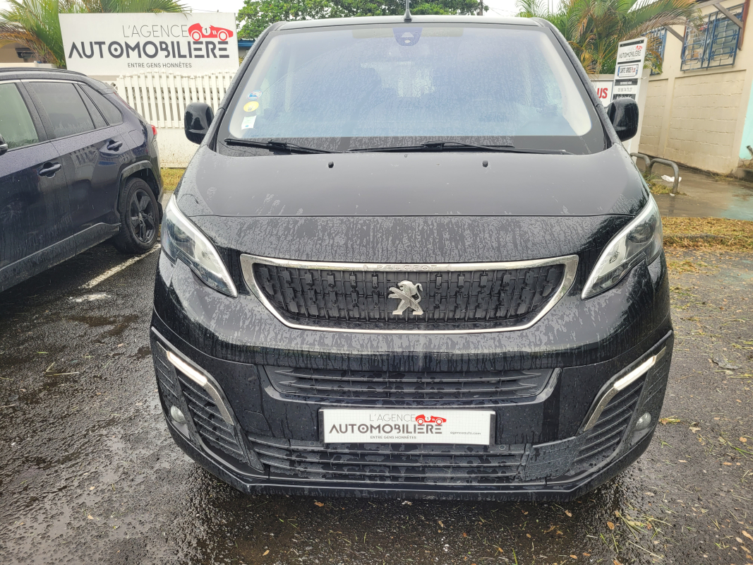 Peugeot Traveller — 11