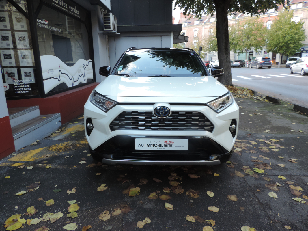 Toyota RAV4 — 2