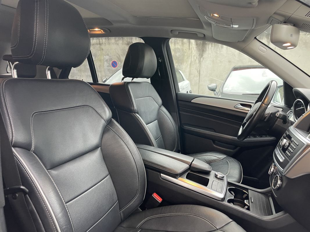 Mercedes ML — 15