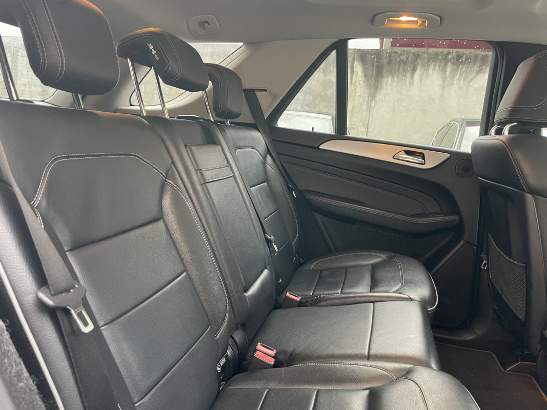 Mercedes ML — 19