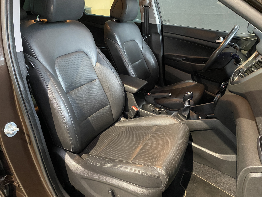 Hyundai Tucson — 11