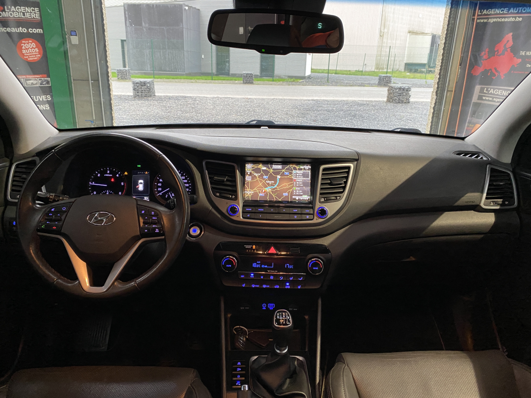 Hyundai Tucson — 13