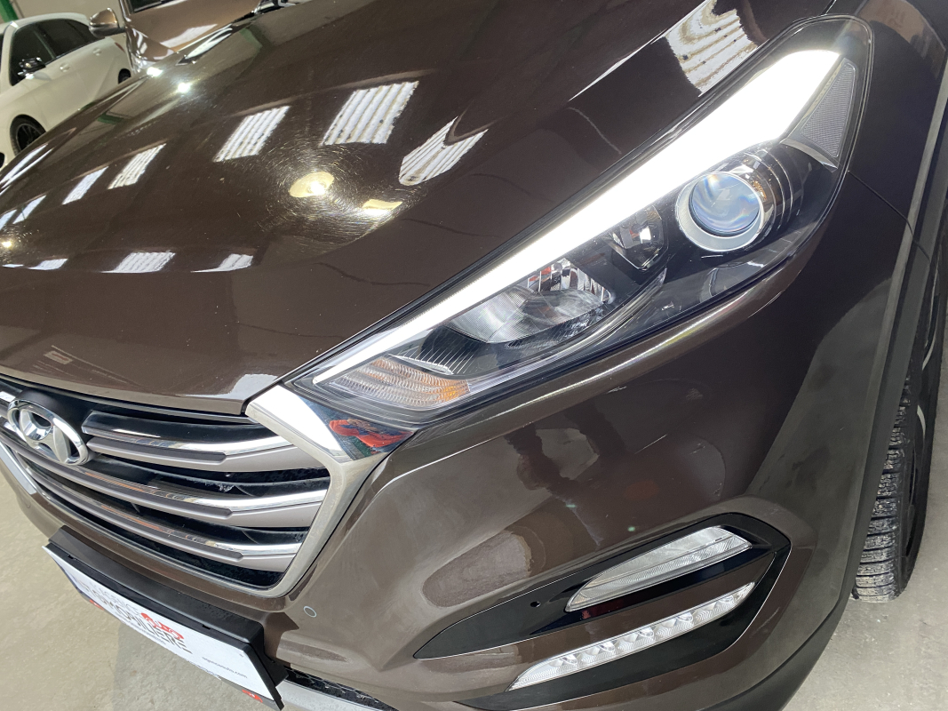 Hyundai Tucson — 16