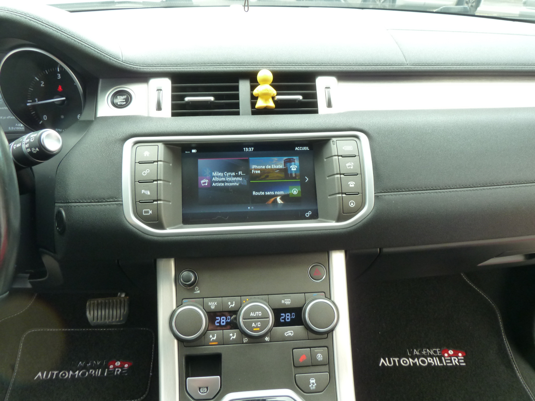 Land Rover Range Rover Evoque — 22