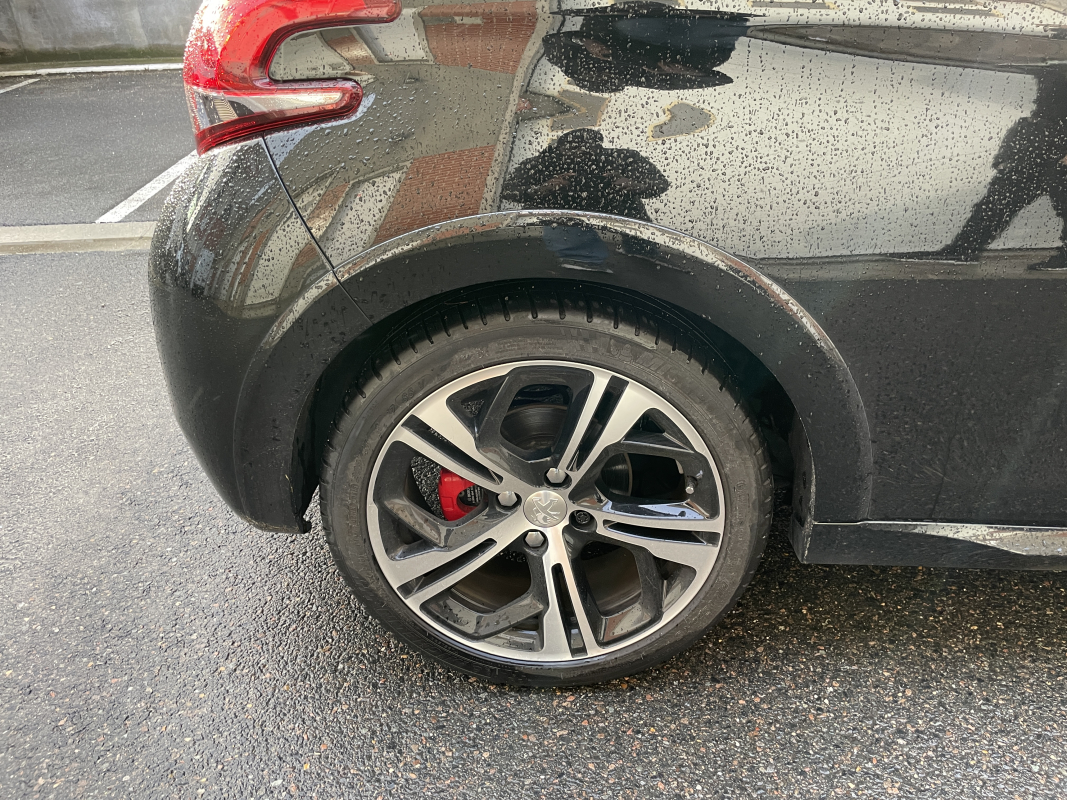 Peugeot 208 — 34