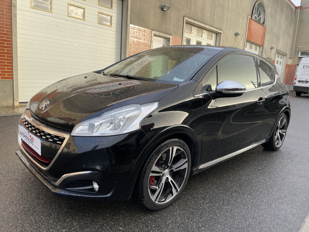 Peugeot 208 — 9