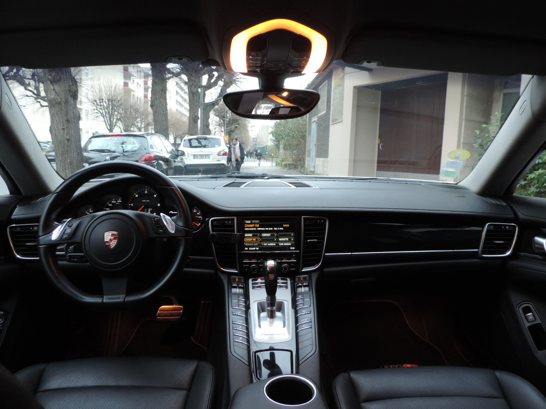 Porsche Panamera — 16