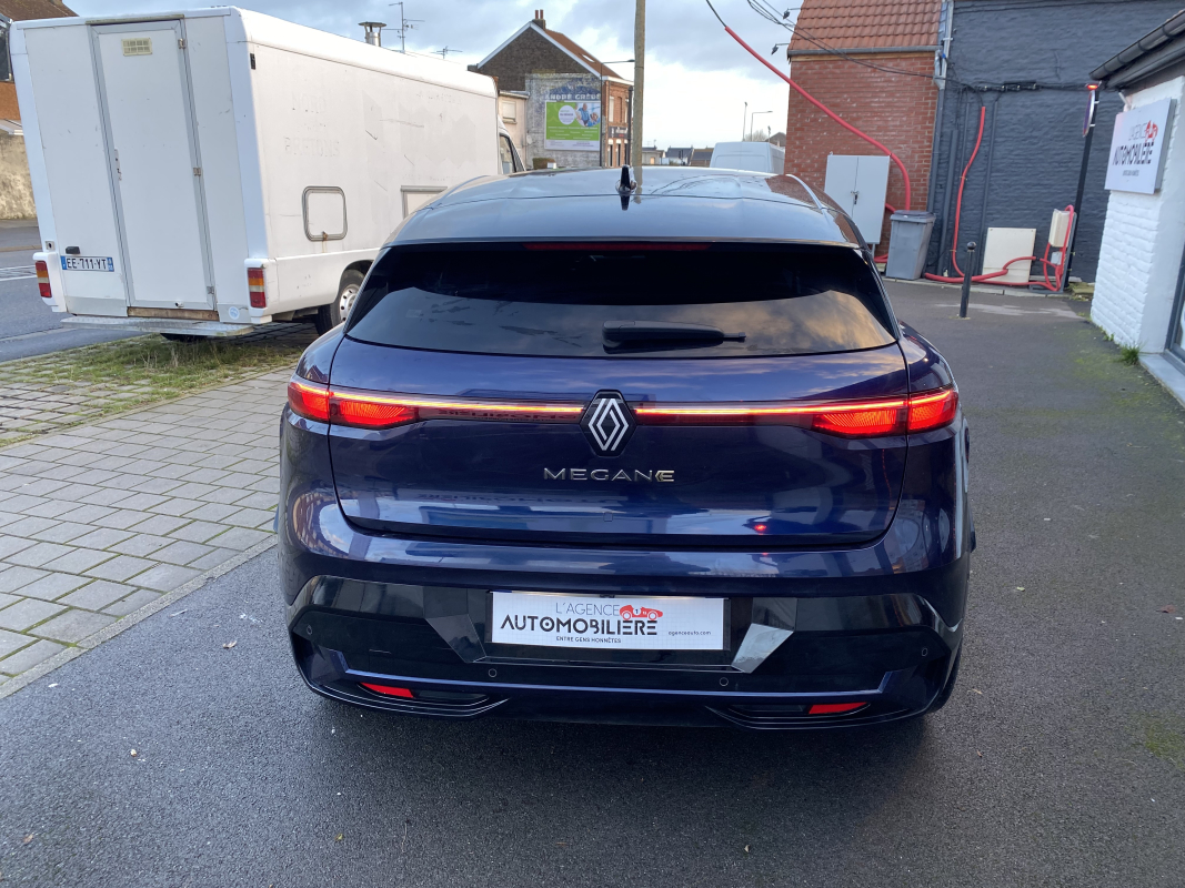 Renault Megane — 4