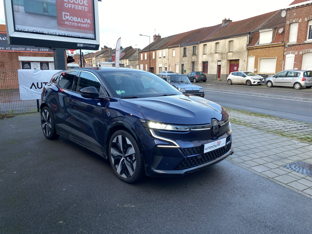 Renault Megane — 7