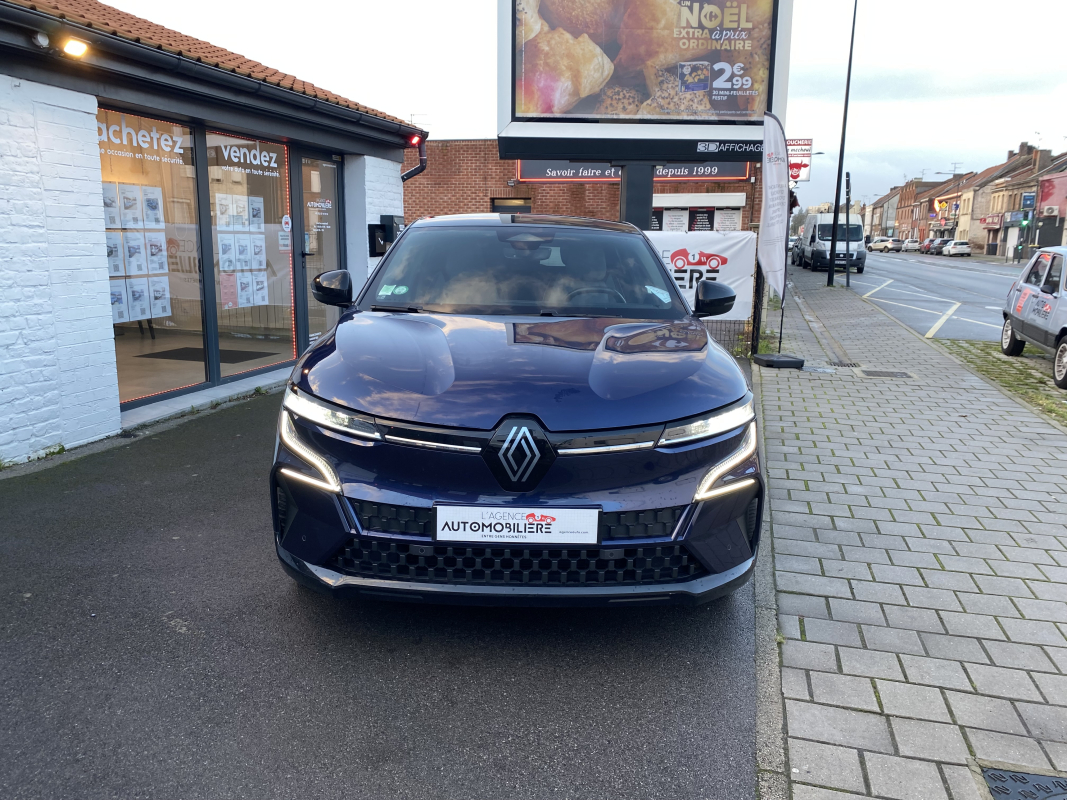 Renault Megane — 8