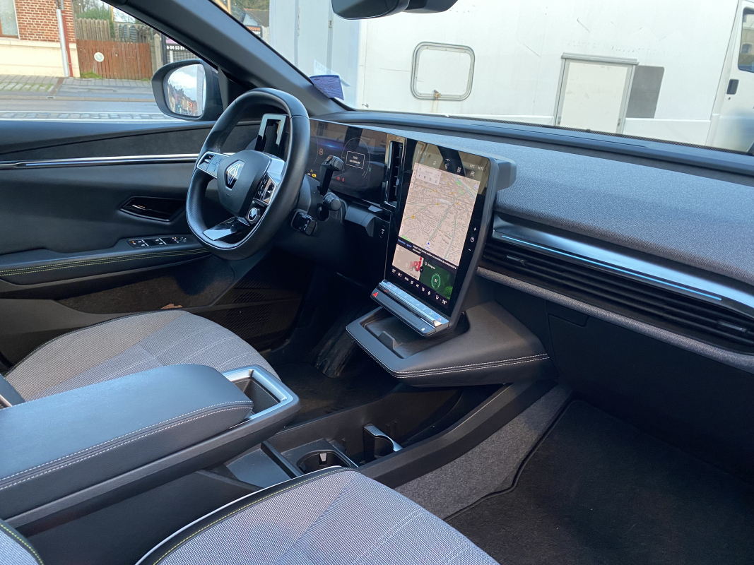 Renault Megane — 19