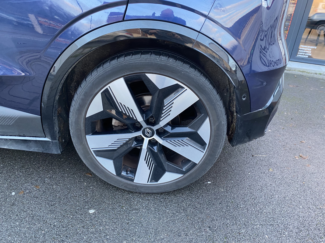 Renault Megane — 23