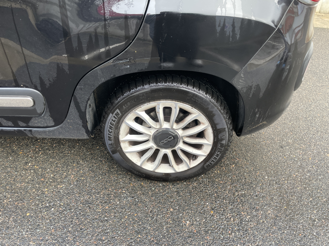 Fiat 500L — 13