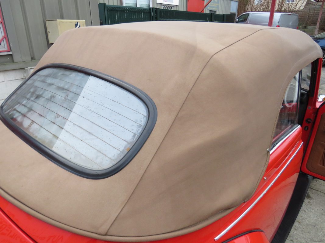 Volkswagen Coccinelle — 11