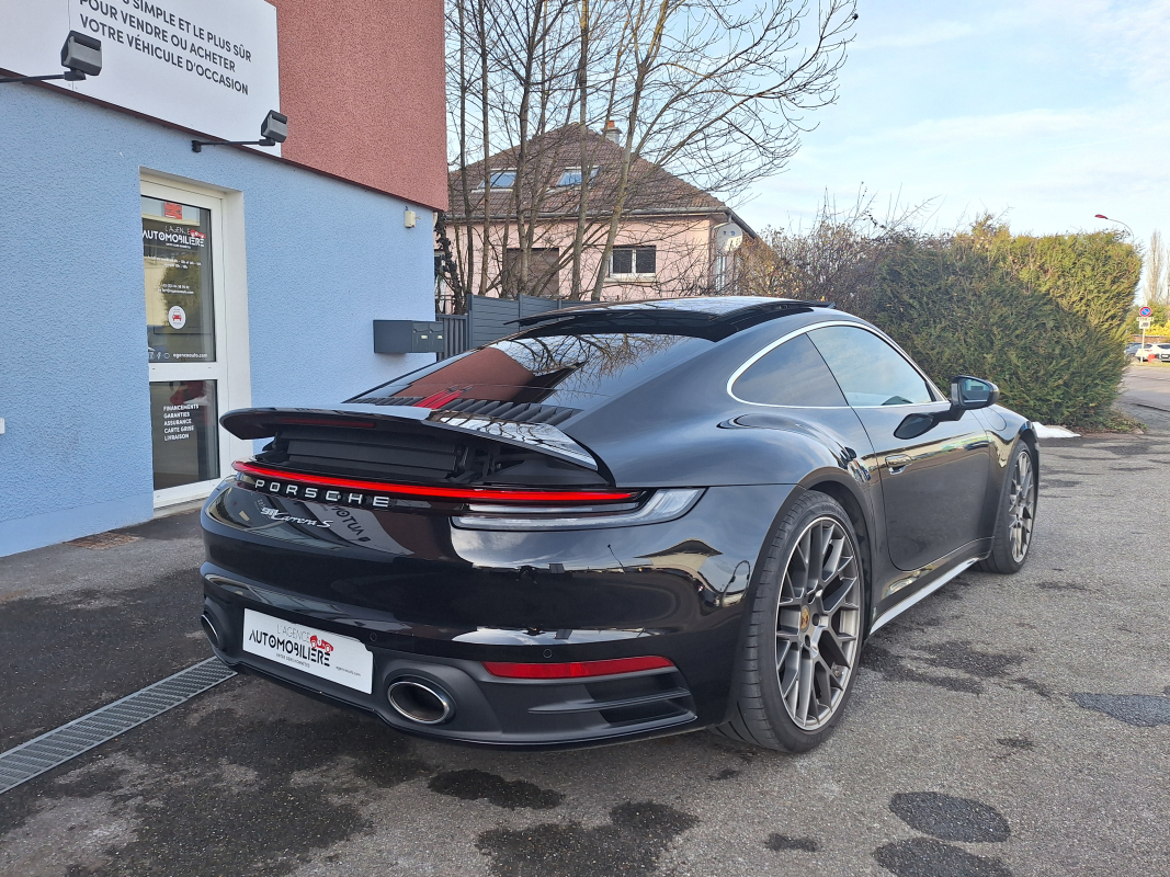 Porsche 911 — 7