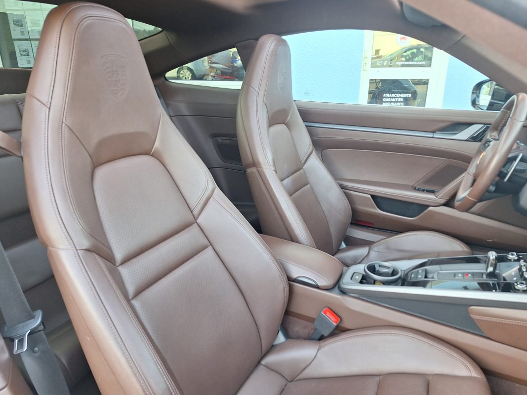 Porsche 911 — 17