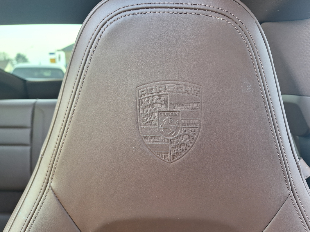 Porsche 911 — 18