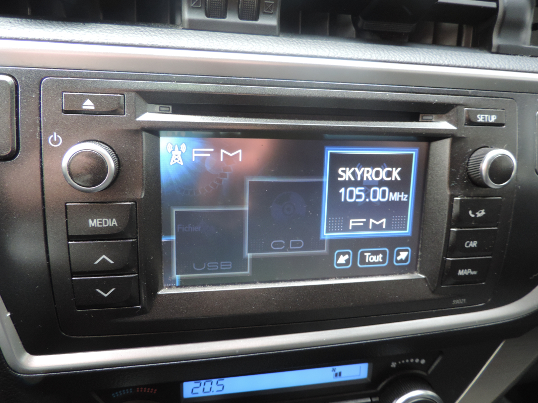 Toyota Auris Touring Sport — 24
