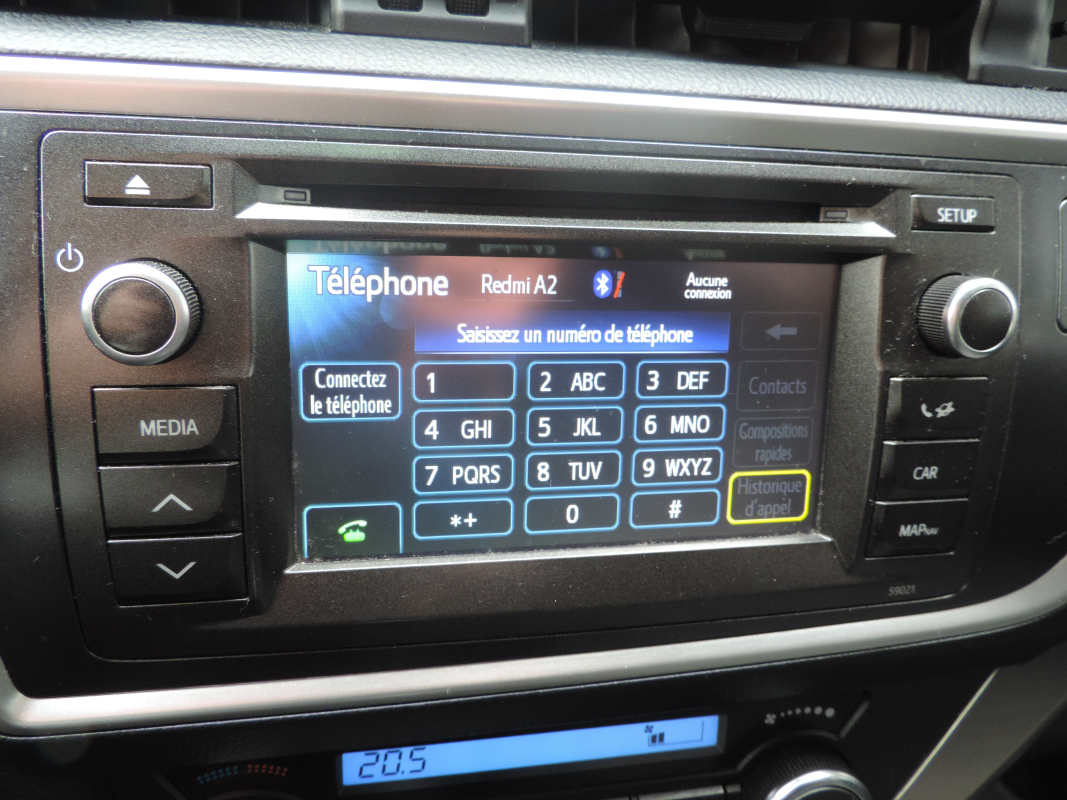 Toyota Auris Touring Sport — 25