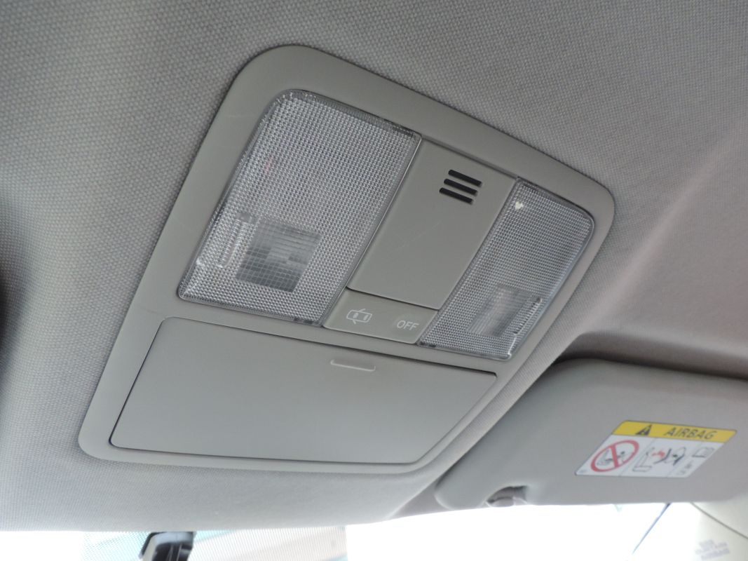 Toyota Auris Touring Sport — 32