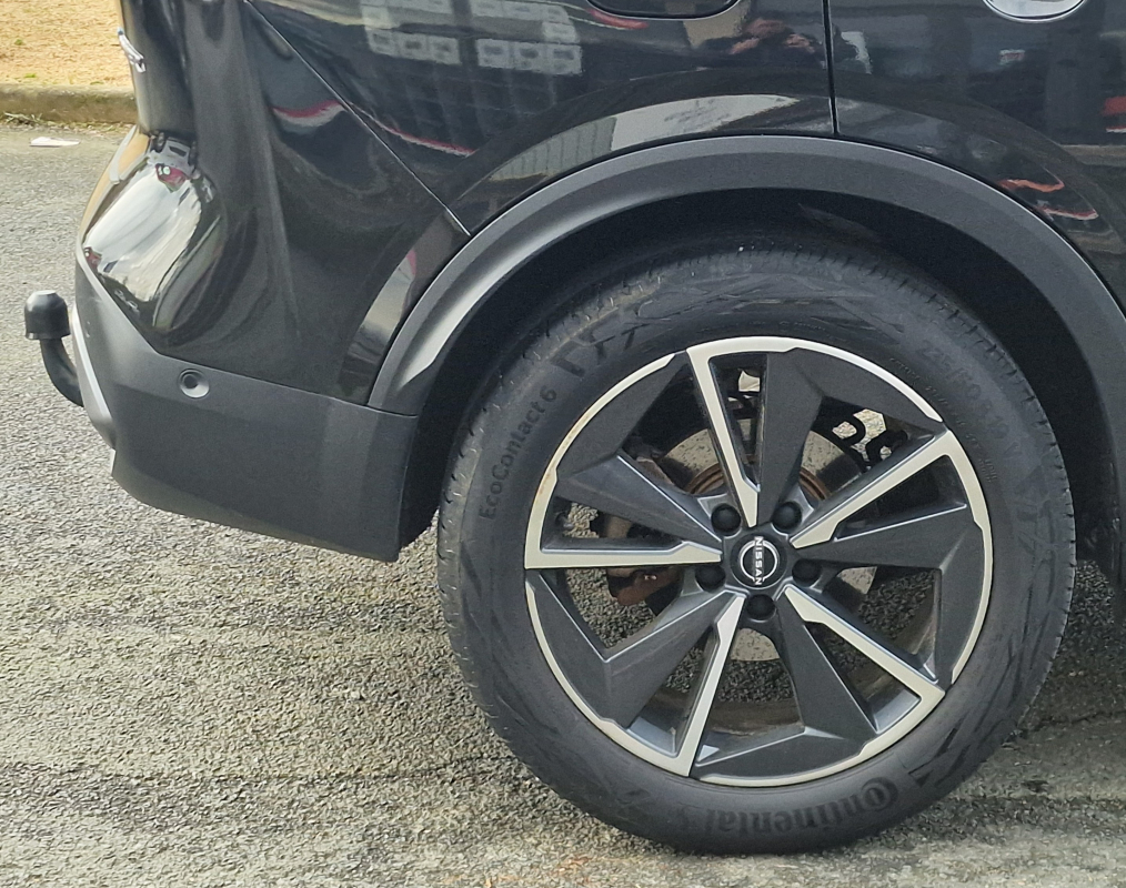Nissan Qashqai — 23