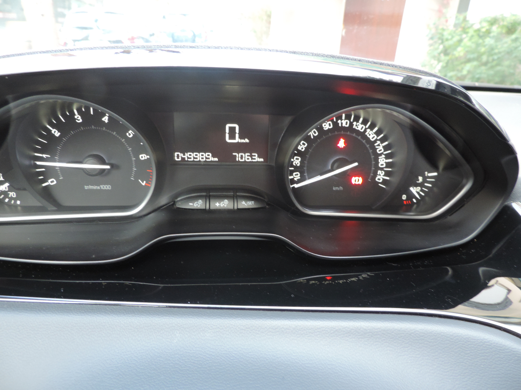 Peugeot 208 — 21