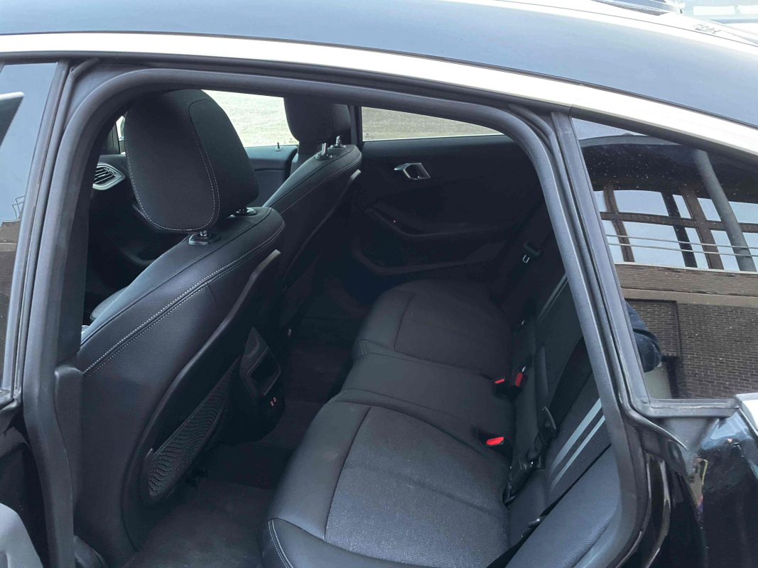 Bmw Série 2 Gran Coupé — 15