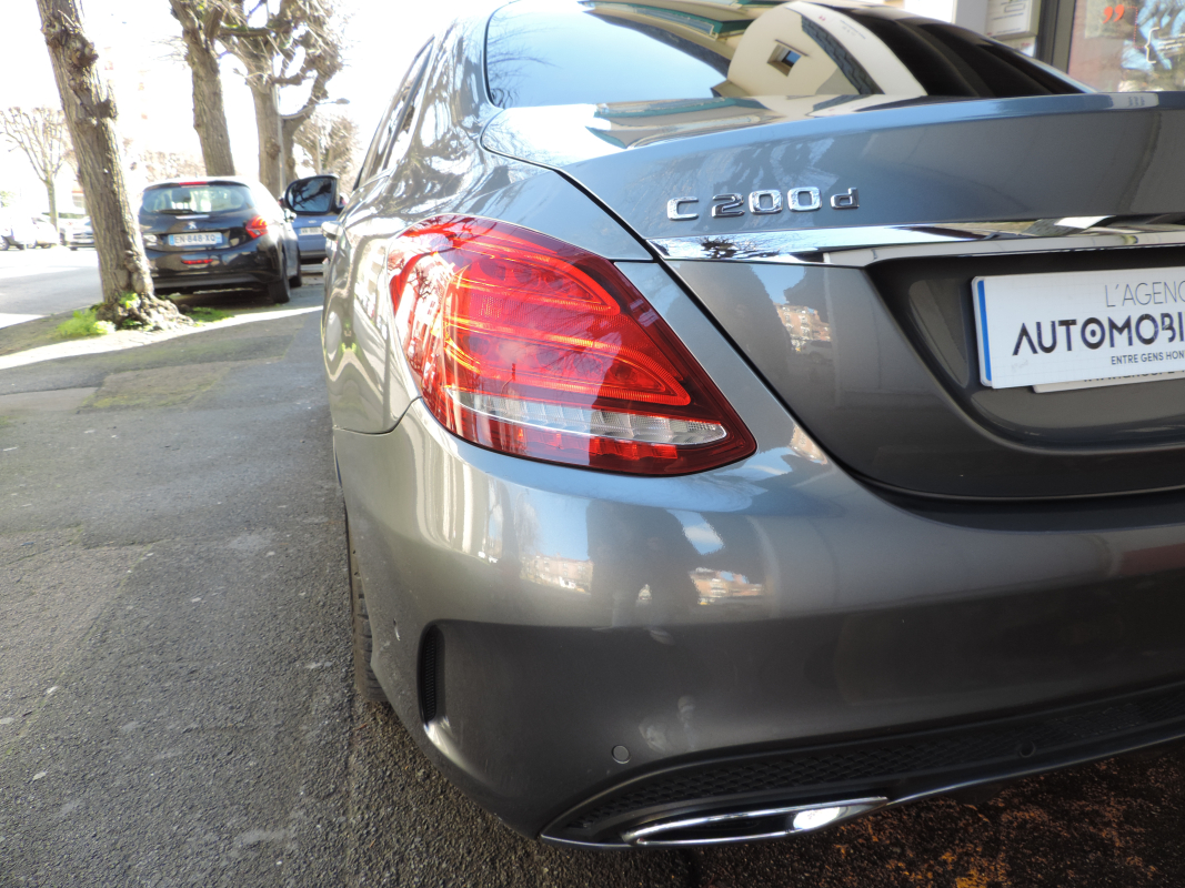 Mercedes Classe C — 32