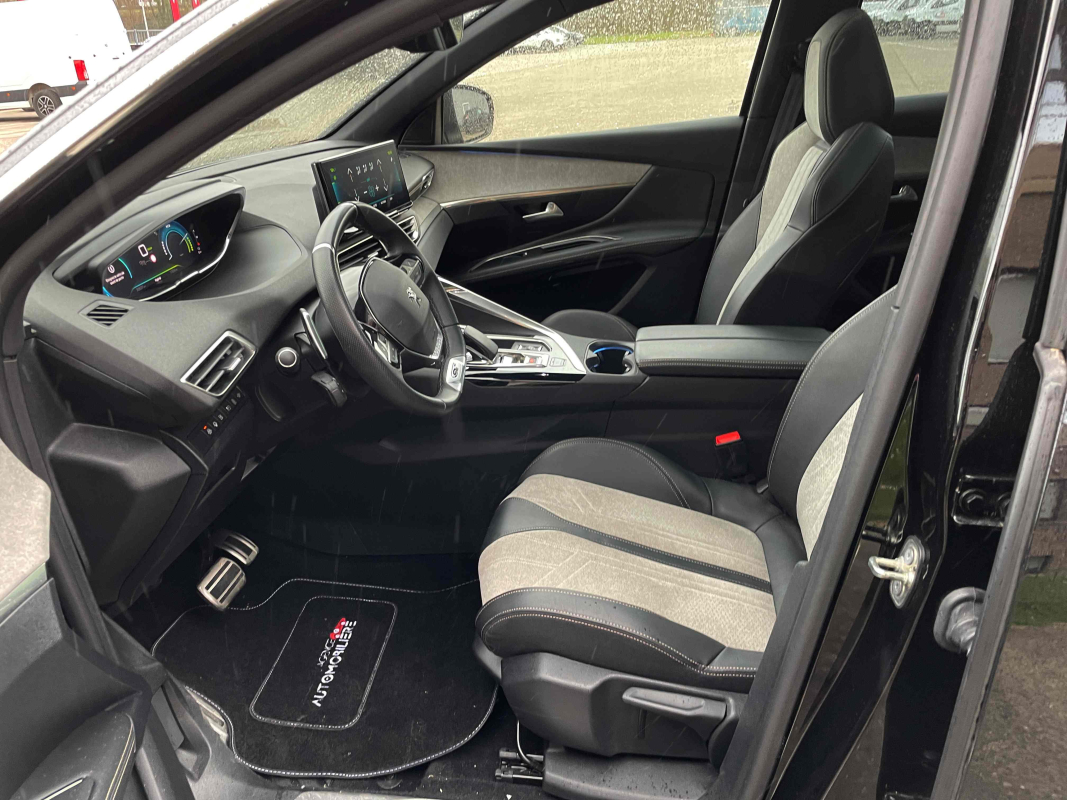 Peugeot 3008 — 11