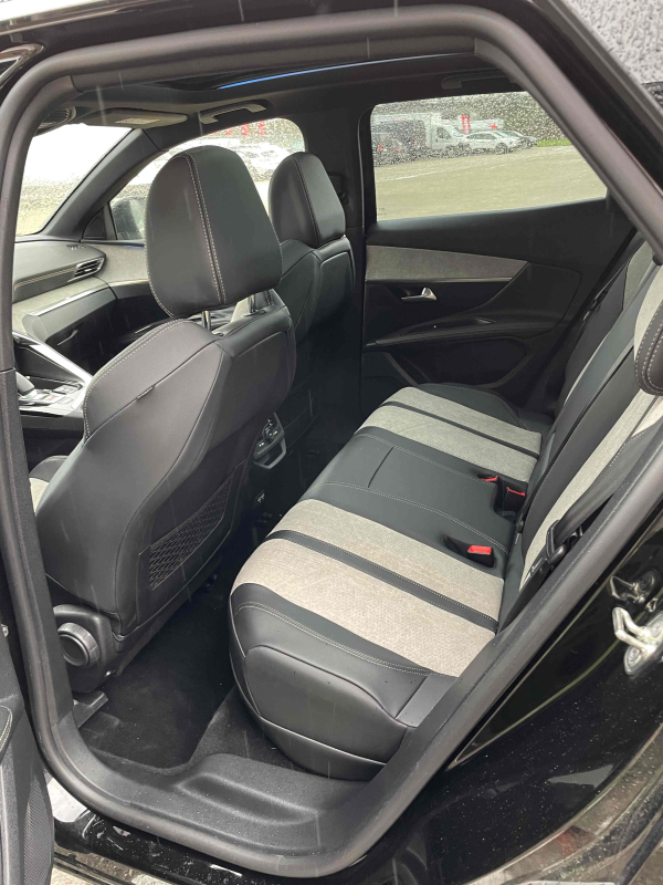 Peugeot 3008 — 13
