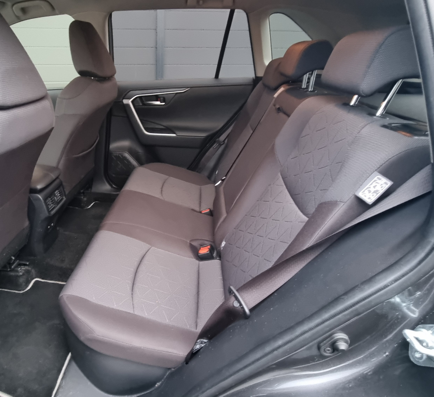 Toyota RAV4 — 14