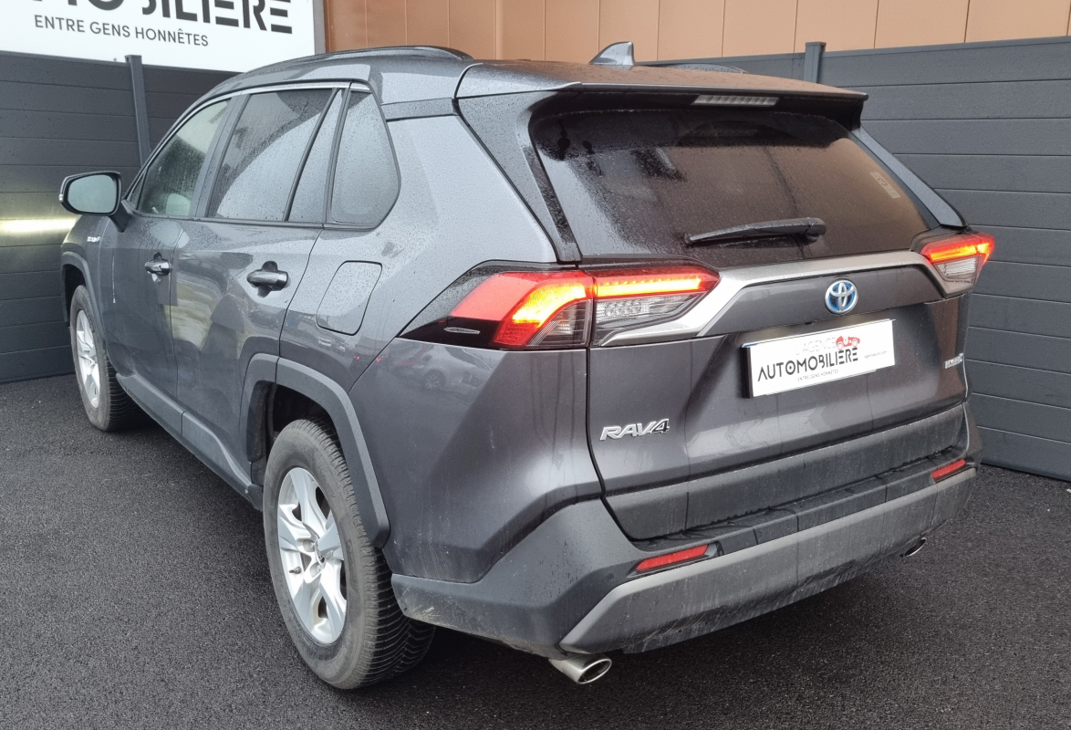 Toyota RAV4 — 7