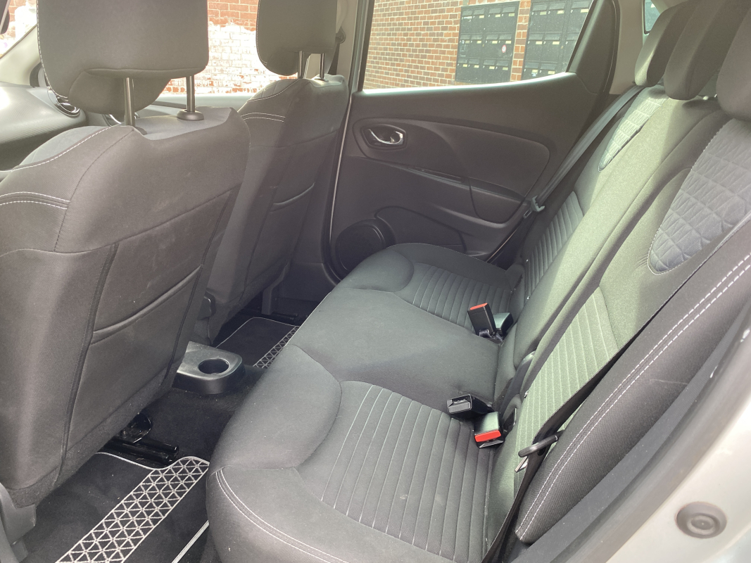Renault Clio — 18