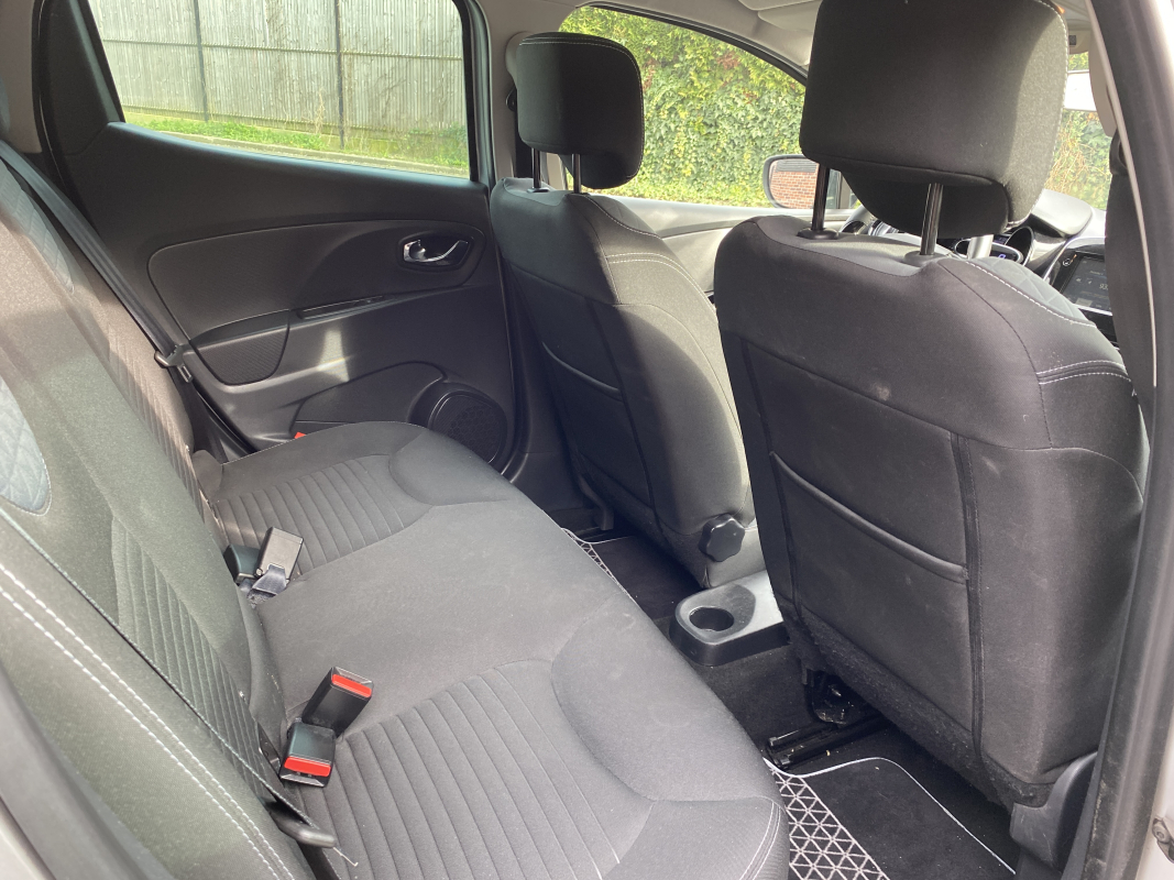Renault Clio — 17