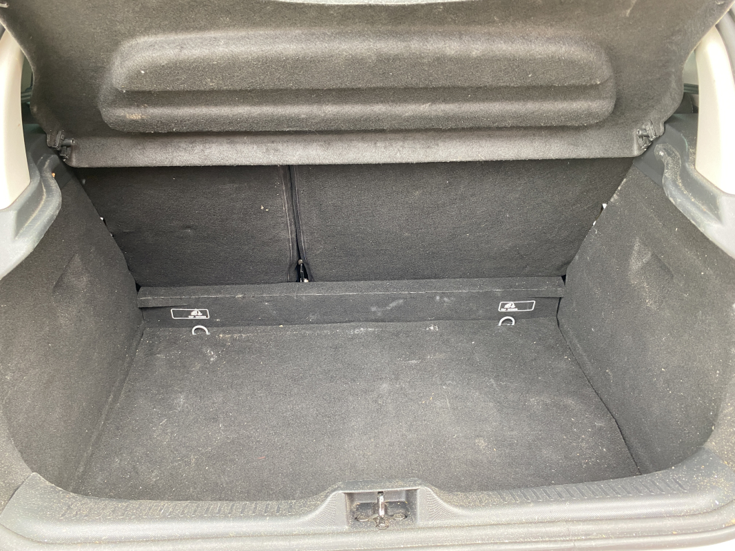 Renault Clio — 19