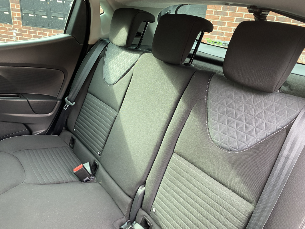 Renault Clio — 16