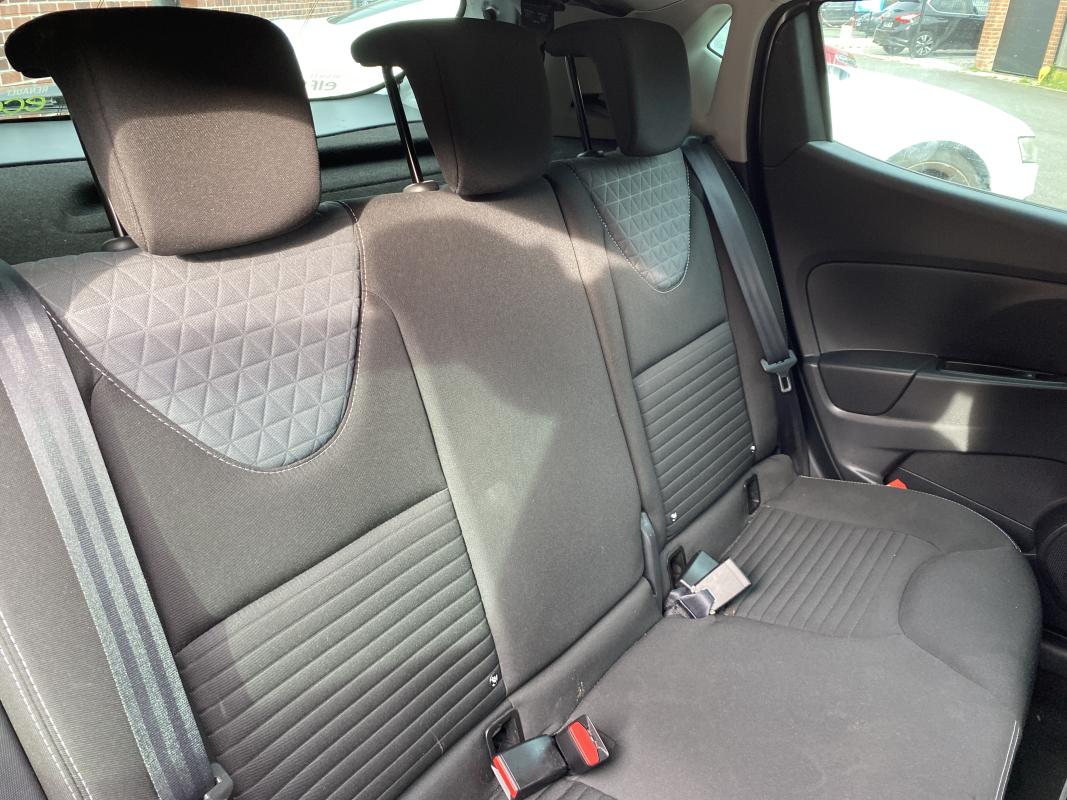 Renault Clio — 14
