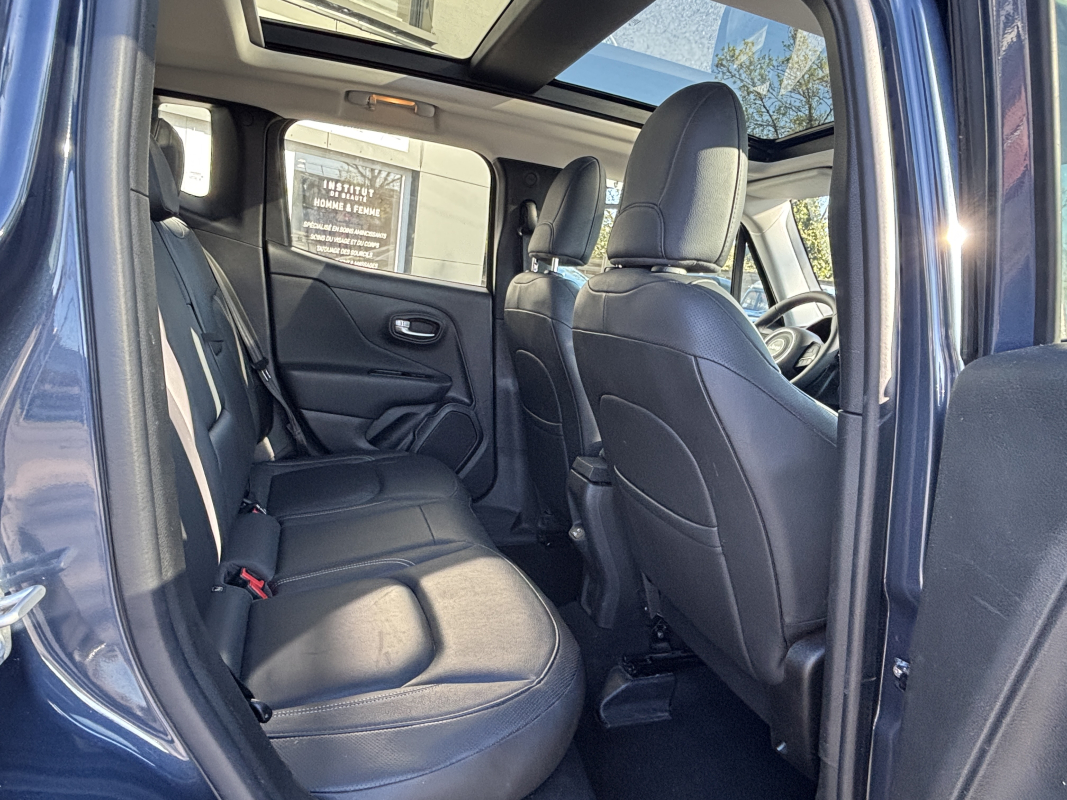 Jeep Renegade — 15