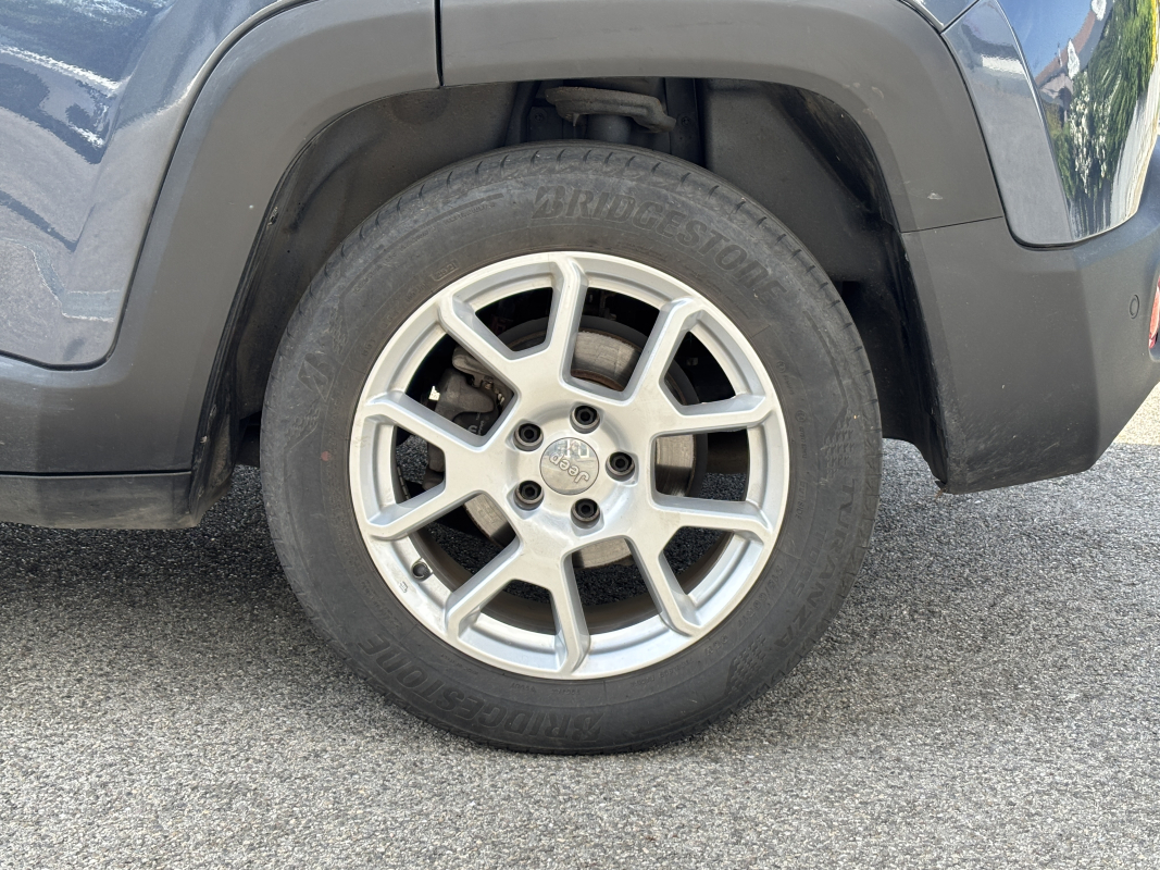 Jeep Renegade — 28