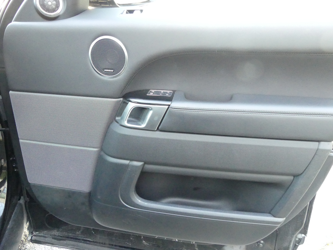 Land Rover Range Rover Sport — 27