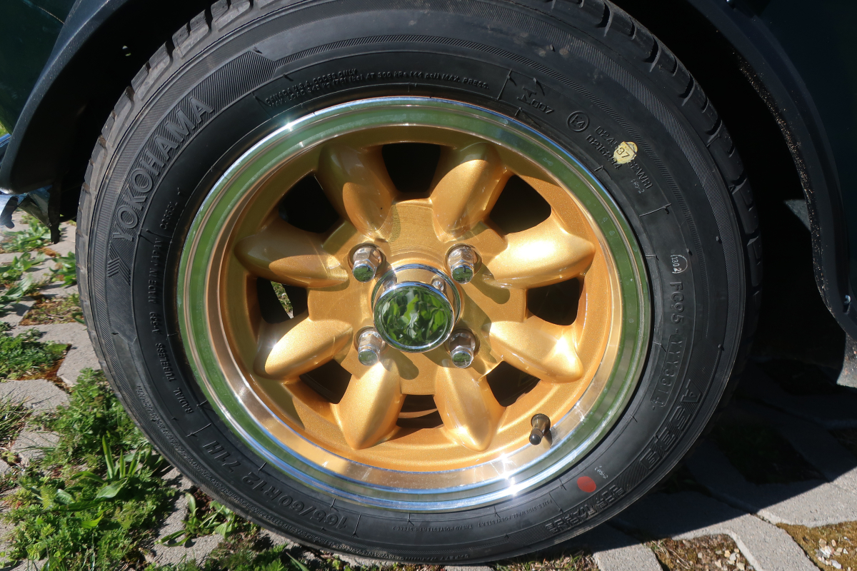Mini Mini — 16