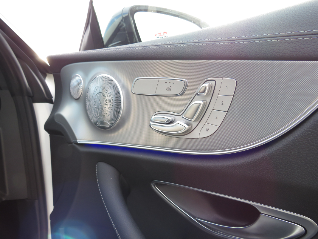 Mercedes Classe E Coupe — 30