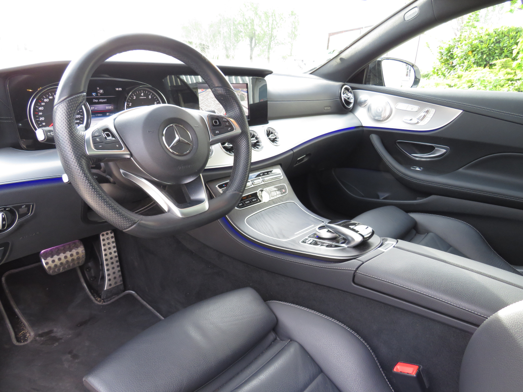 Mercedes Classe E Coupe — 34