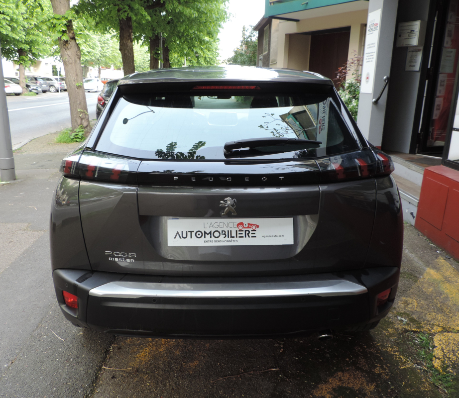 Peugeot 2008 — 5